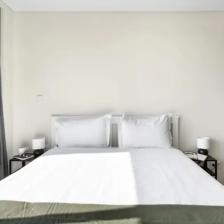 Apartamento Amazing Central Studio With Balcony & Gym 1